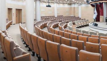 سالن همایش شرکت شهرک های صنعتی استان یزد